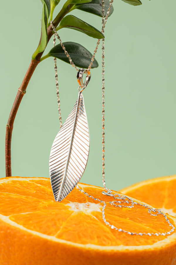 Ethereal Leaf necklace - Argente Jewelry